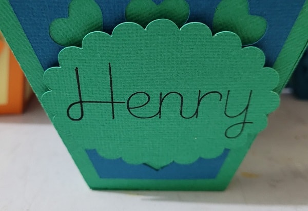 Henry tag on the front of the easy to make gift basket
