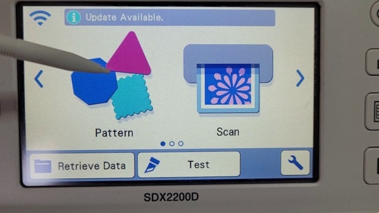 Main Scan N Cut screen showing the Patterns icon, the Scan icon, Retrieve Data button and the test feature.